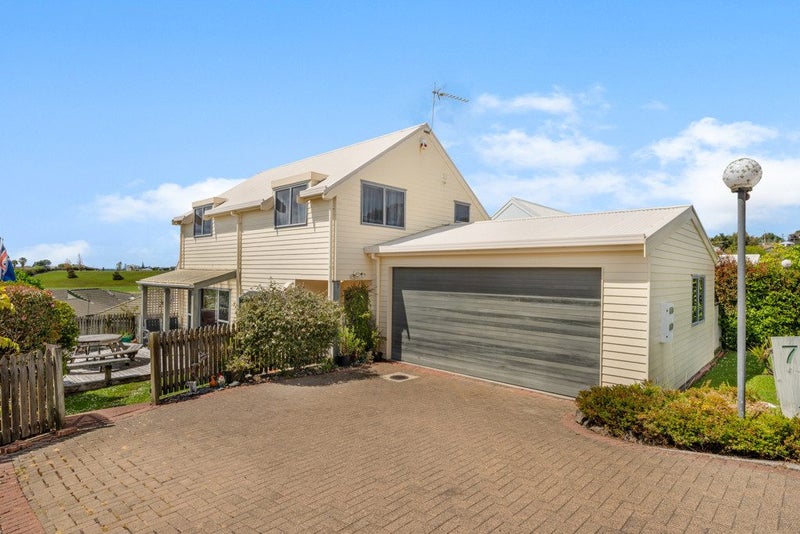 7/485 Don Buck Road, Massey, Auckland - Carousel 2