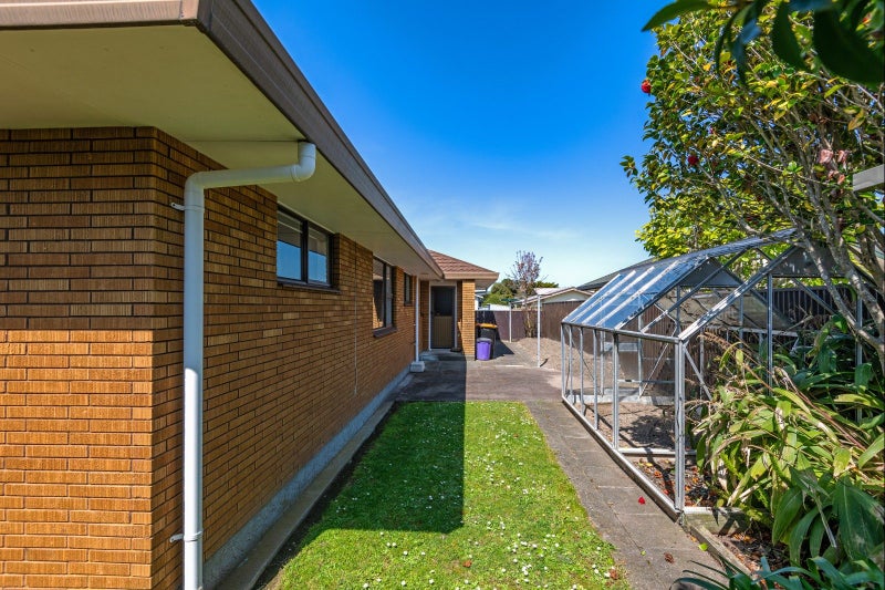 2 Webb Street, Terrace End, Palmerston North - Carousel 11