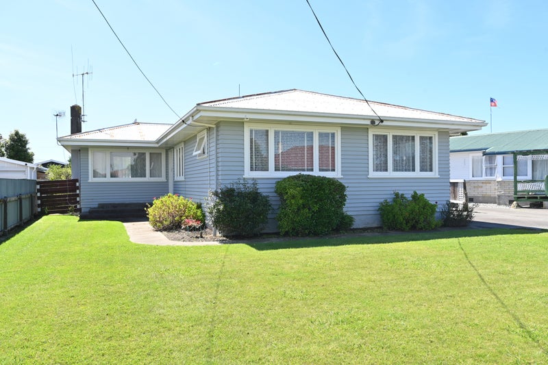 18 Mason Avenue, Maraenui, Napier - Carousel 1