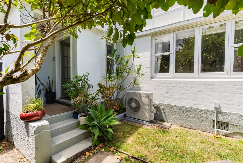 74 Larchwood Avenue, Westmere, Auckland - Carousel 2