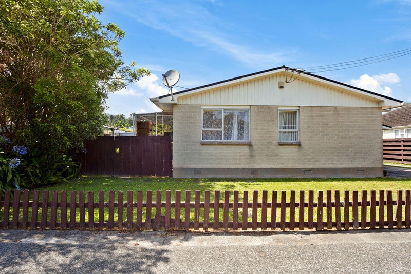 198A Cambridge Terrace, Naenae, Lower Hutt - Carousel 1