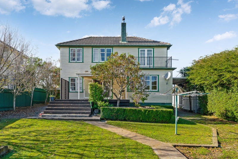 3 Stamford Place, Lansdowne, Masterton - Carousel 1