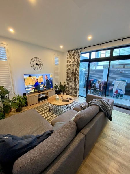 82C Wallace Street, Mount Cook, Wellington - Carousel 2