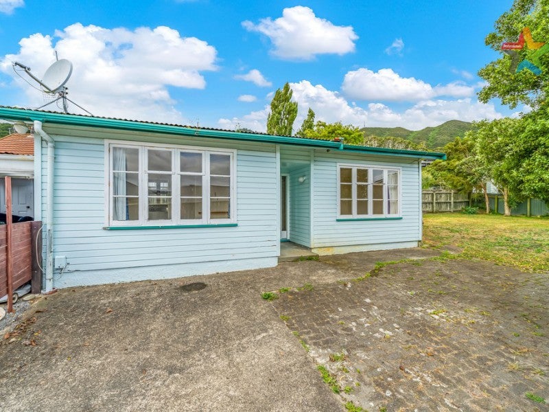 2/85 WILKIE CRES, Naenae, Lower Hutt - Carousel 1