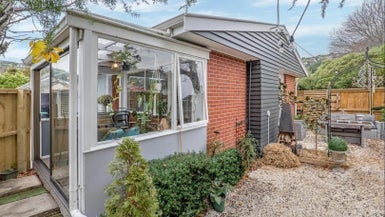 1/5 Holliss Avenue, Cashmere, Christchurch - Carousel 1