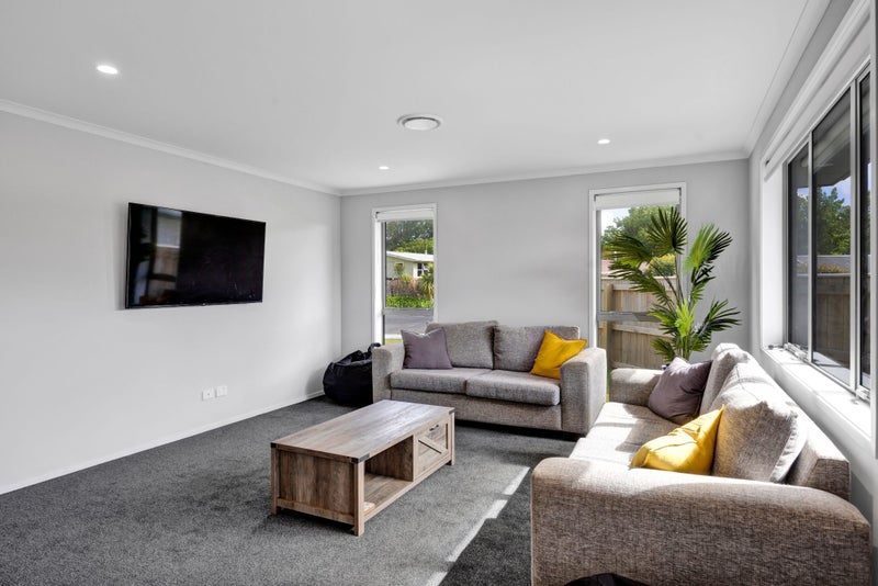 10A Fairbank Avenue, Stratford, Stratford - Carousel 2