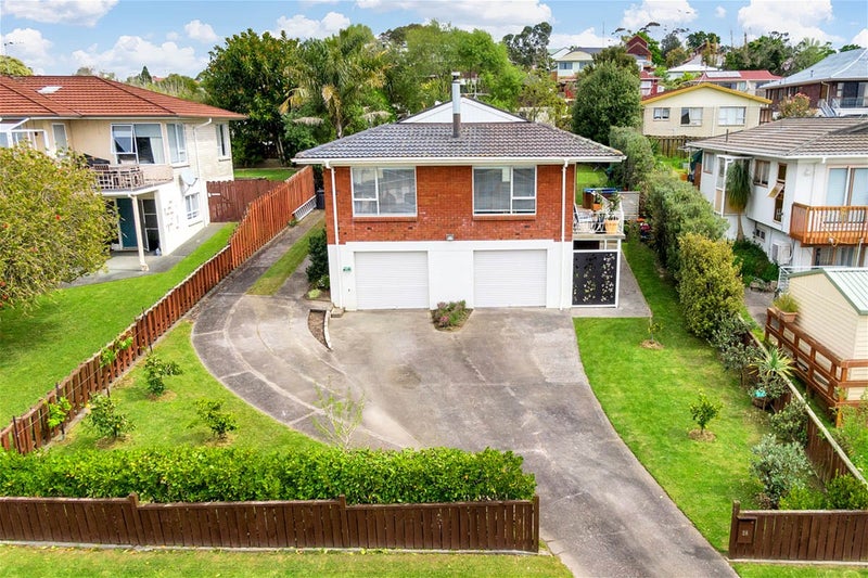 26 Lydford Place, Glendene, Auckland - Carousel 31