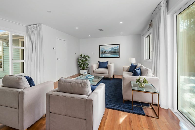 1 Keith Smith Avenue, Beach Haven, Auckland - Carousel 2