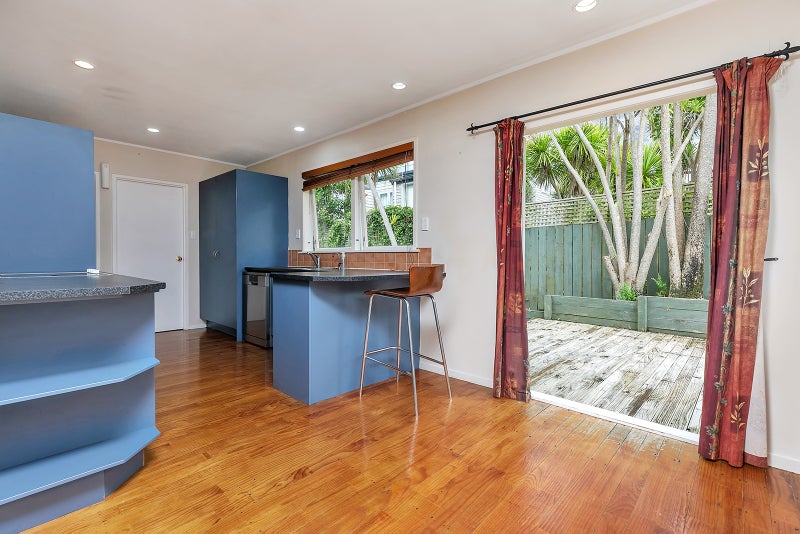 1/5 McHardy Place, Glenfield, Auckland - Carousel 2