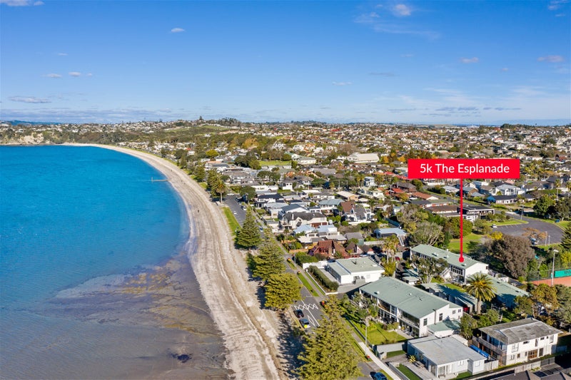 5K The Esplanade, Eastern Beach, Auckland - Carousel 21