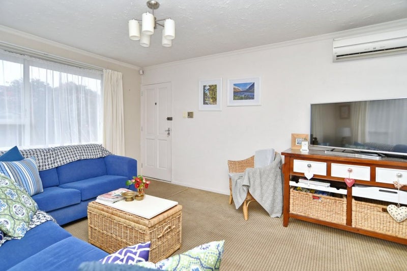 2/5 Chadbury Street, Parklands, Christchurch - Carousel 2