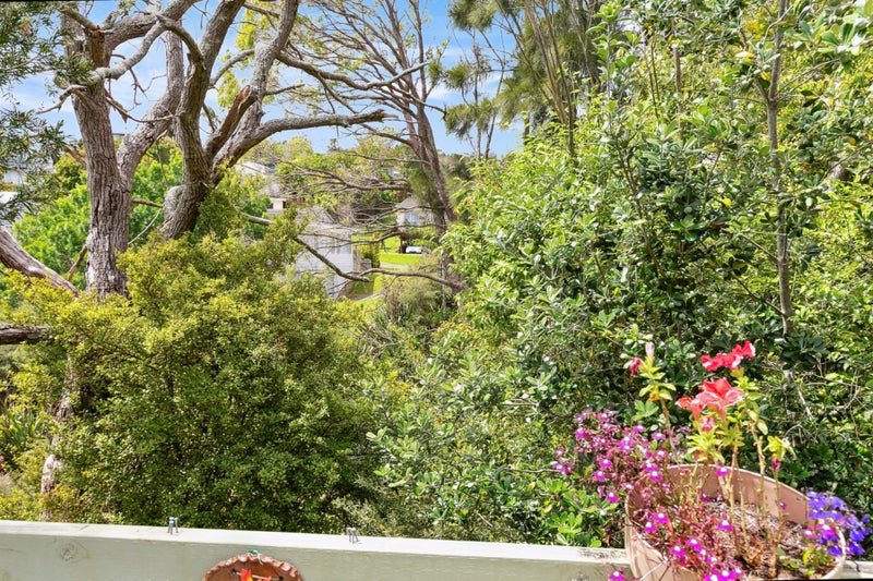 2/30 Scarlock Avenue, Browns Bay, Auckland - Carousel 2