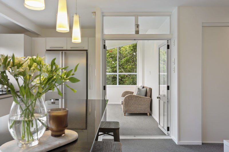 53 West Lynn Road, Titirangi, Auckland - Carousel 2