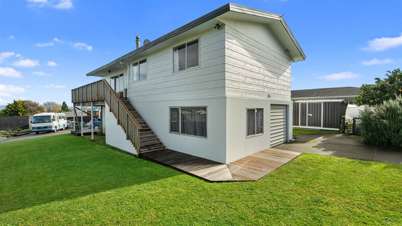 2 Ngaparaoa Drive, Maketu, Te Puke - Carousel 1