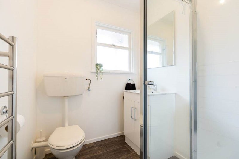 2/16 Tui Glen Road, Birkenhead, Auckland - Carousel 12