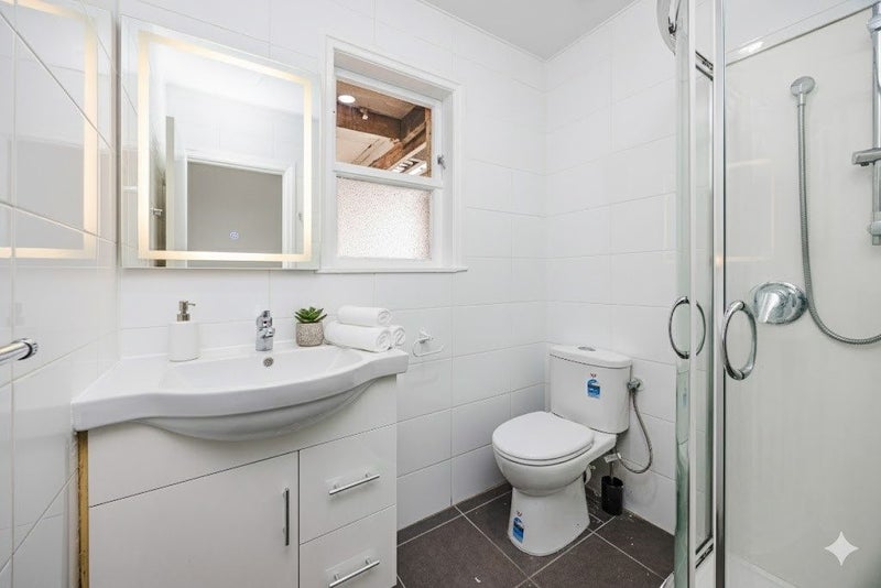 65 Maioro Street, New Windsor, Auckland - Carousel 5