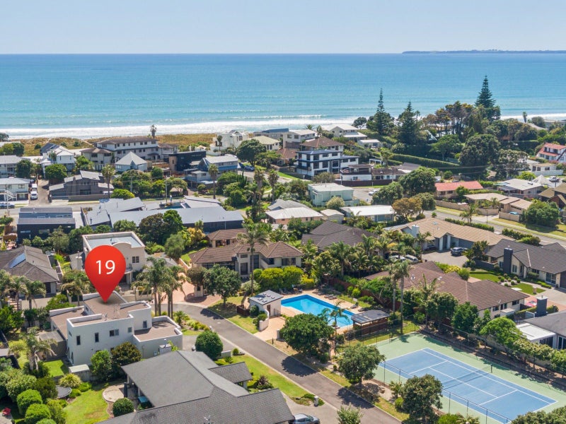 19 Pacific Park Way, Papamoa Beach, Papamoa - Carousel 2
