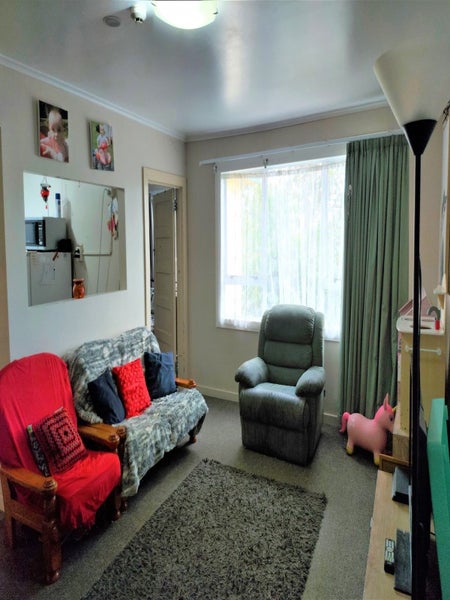 8/288 College Street, West End, Palmerston North - Carousel 2