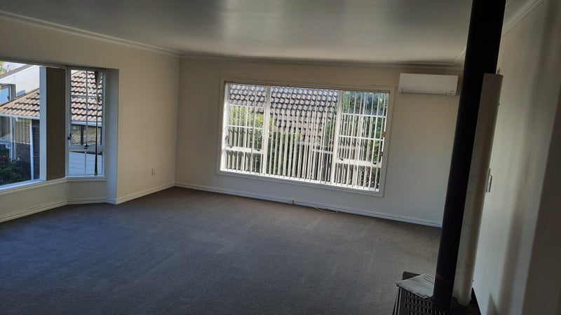 6 Dingwall Place, Papatoetoe, Auckland - Carousel 2