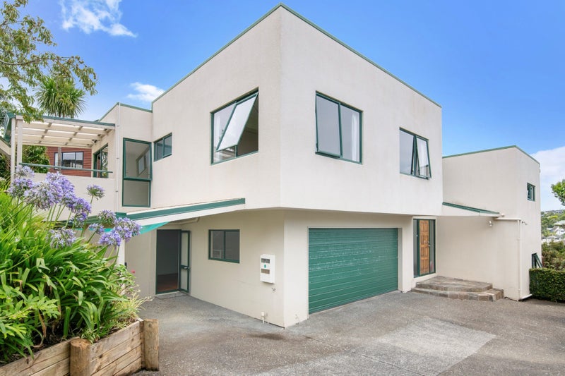 12A Kiteroa Terrace, Rothesay Bay, Auckland - Carousel 1