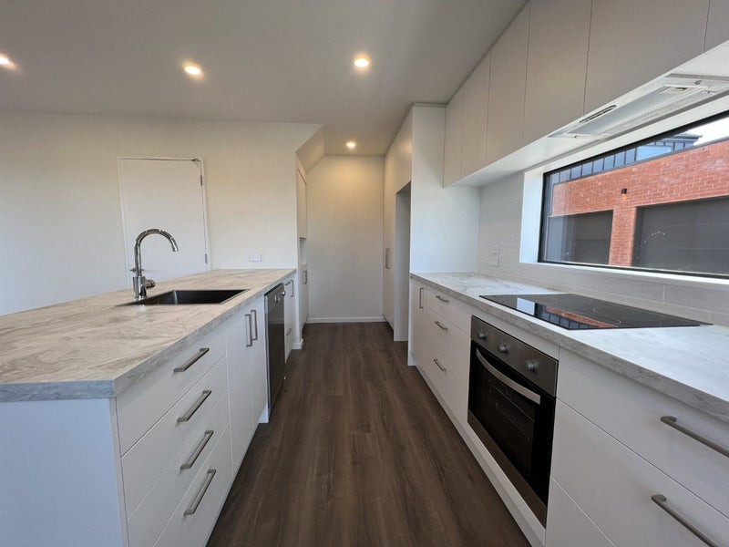 1/387 Armagh Street, Linwood, Christchurch - Carousel 2