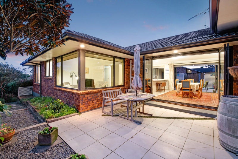 49 Chesterfield Way, Orewa, Orewa - Carousel 1