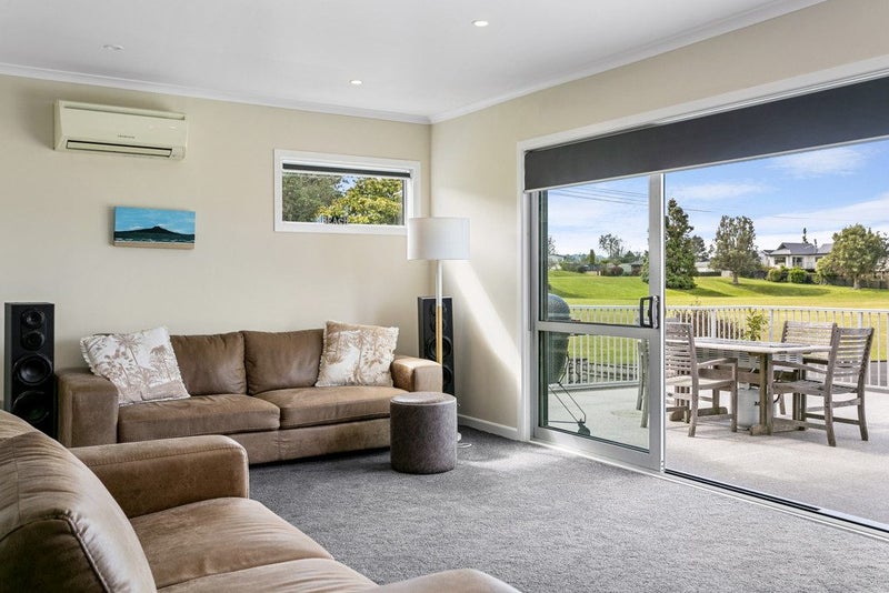 13 Besley Place, Acacia Bay, Taupo - Carousel 2