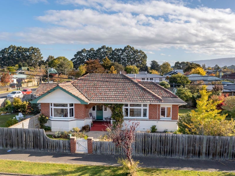 14 Montrose Street, North East Valley, Dunedin - Carousel 1
