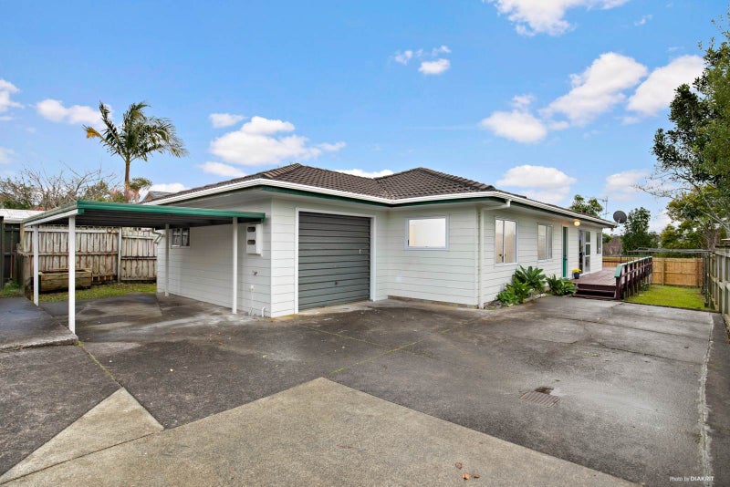 1/121 Titirangi Road, New Lynn, Auckland - Carousel 1