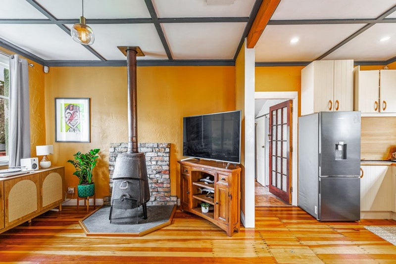 61A Woodside Road, Massey, Auckland - Carousel 2