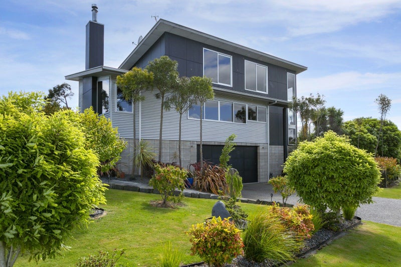 14 Hoani Place, Turangi - Carousel 1