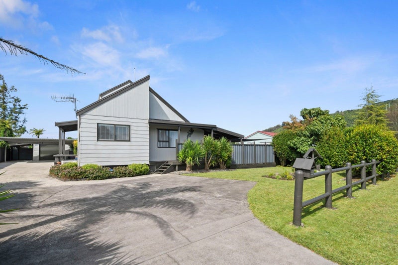 11 Chapman Place, Fairy Springs, Rotorua - Carousel 2