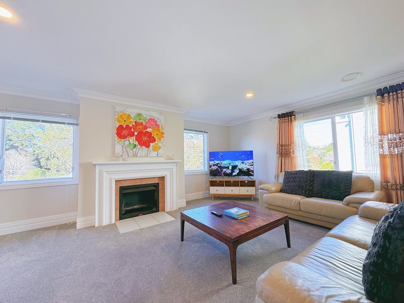 14B Glenmore Street, Thorndon, Wellington - Carousel 2