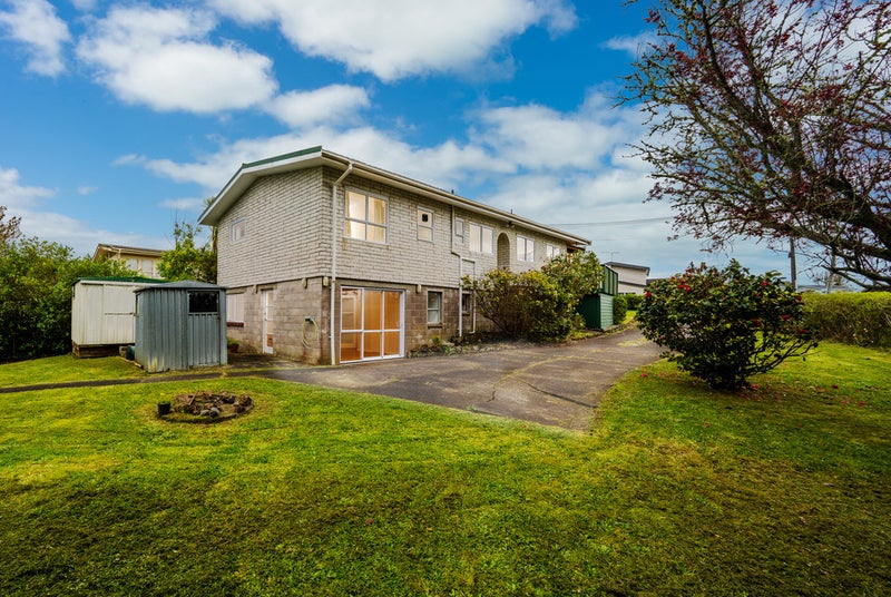33 Trelawn Place, Cockle Bay, Auckland - Carousel 26