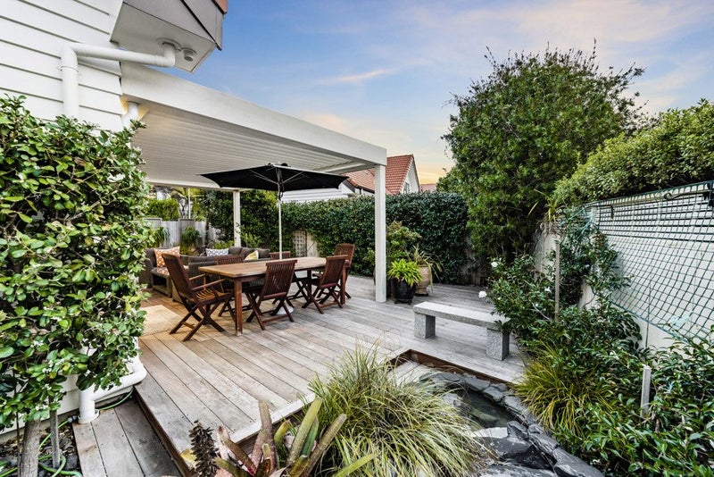 1 Parkwood Crescent, Gulf Harbour, Whangaparaoa - Carousel 1