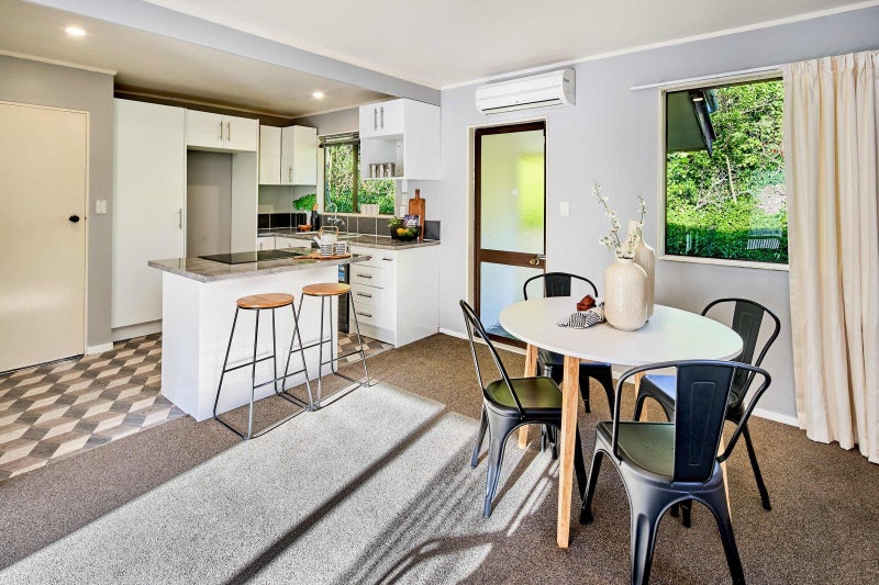 72B Newlands Road, Newlands, Wellington - Carousel 2