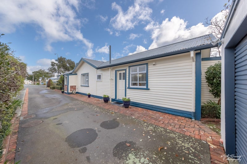 27 Wainui Road, Waiwhetu, Lower Hutt - Carousel 27