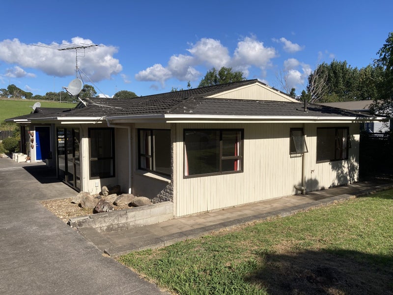 1/16 Imogene Way, Half Moon Bay, Auckland - Carousel 1