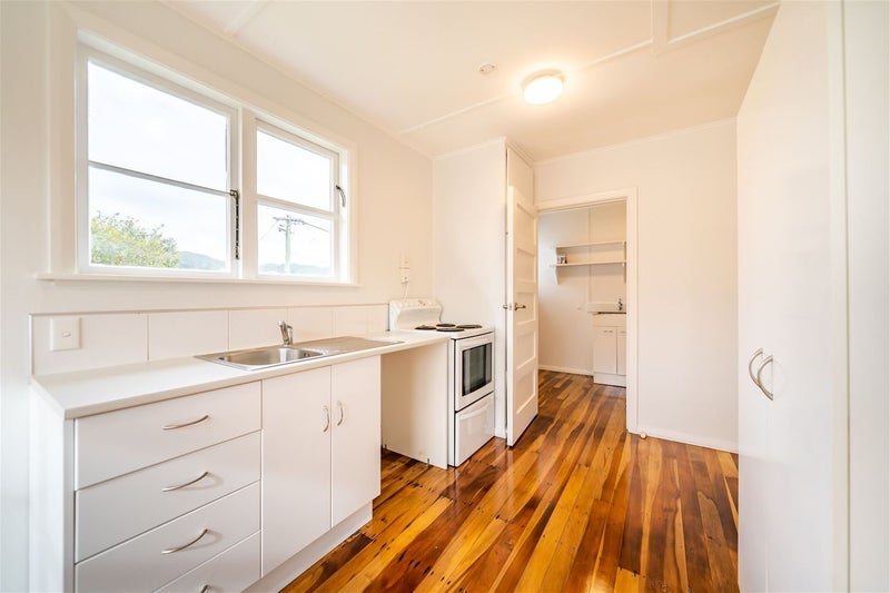 2/36 Harris Street, Naenae, Lower Hutt - Carousel 2