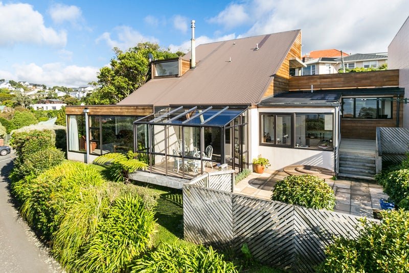 11 Amritsar Street, Khandallah, Wellington - Carousel 1