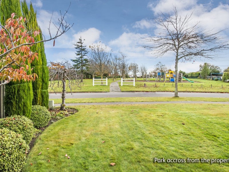 47 Kinsella Crescent, Aidanfield, Christchurch - Carousel 21