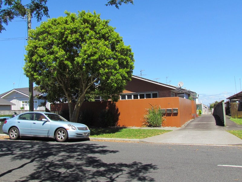 3/19 Turama Road, Royal Oak, Auckland - Carousel 2