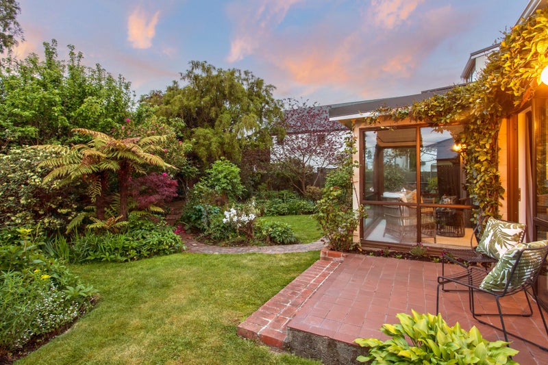 2/38 Onslow Street, St Albans, Christchurch - Carousel 1