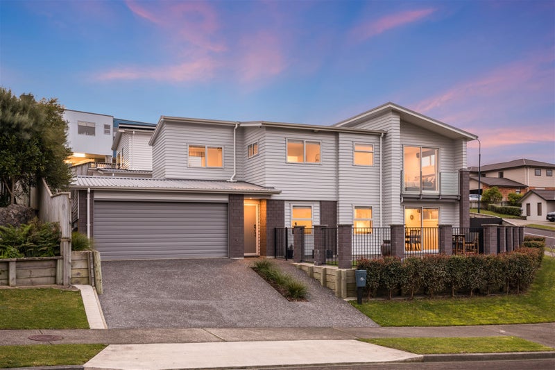 2 Tongariro Drive, Aotea, Porirua - Carousel 26