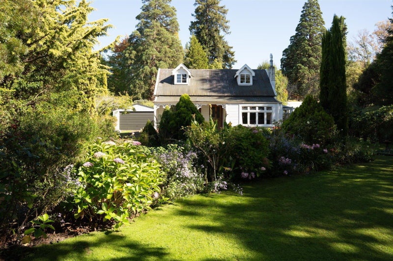 2 Rose Street, Waipawa, Waipawa - Carousel 1