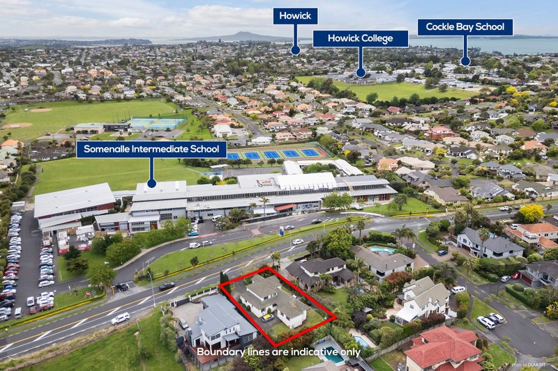78 Somerville Road, Shelly Park, Auckland - Carousel 1