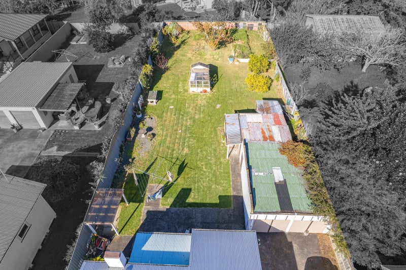 8 Wakefield Street, Whanganui East, Whanganui - Carousel 2