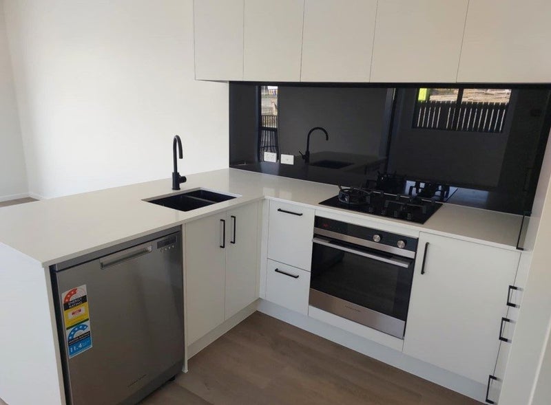 20 Harvie Mcwatt Drive, Tōtara Park, Auckland - Carousel 2