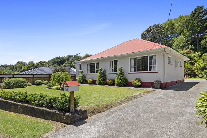 51 Seaview Road, Marfell, New Plymouth - Carousel 1