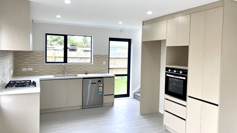 52B Tatariki Street, Rosehill, Papakura - Carousel 1